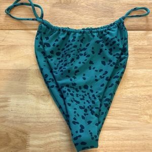 Skatie Bobbi bottoms size m, print Seabrook